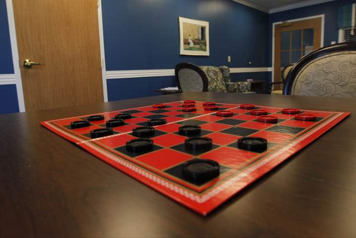 Perrysburg-Kingston-chess-in-the-parlor