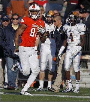 Chris Gallon, a sophomore, led Bowling Green receivers last season in catches (52), yardage (720), and touchdowns (6).