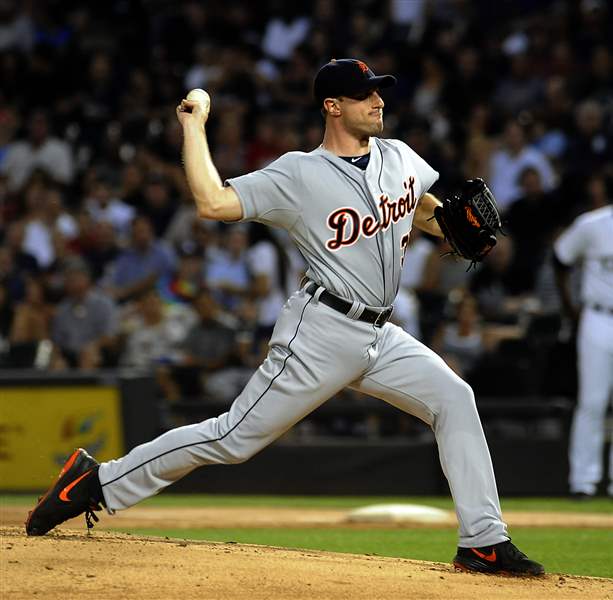 Detroit-Tigers-Max-Sherzer-pitches-in-the-first-inning