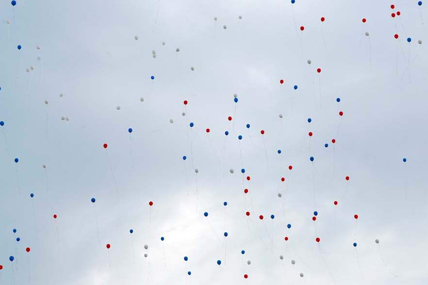 CTY-remember12p-balloons