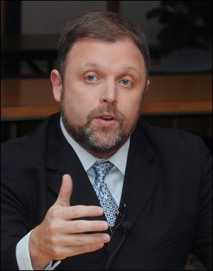 Anti-racist essayist, author, and educator Tim Wise, who will speak at a Sept. 12 forum at Woodward High School in Toledo. 