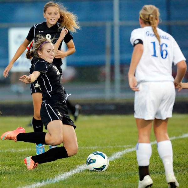 Perrysburg-s-Kayla-Curson-12-move