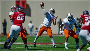 Bowling Green quarterback Matt Johnson throws a pass against Indiana. He did not throw for a touchdown on Saturday.
