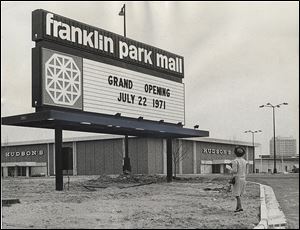 The Franklin Park Mall opened in 1971 and bested three other area malls: Southwyck Shopping Center, North Towne Square Mall, and Woodville Mall.