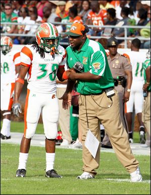 Florida A&M’s Earl Holmes spent six seasons with the Steelers, one with the Browns, and three with the Lions. Now Holmes, 40, is 1-2 in his first season as the Rattlers’ head coach.