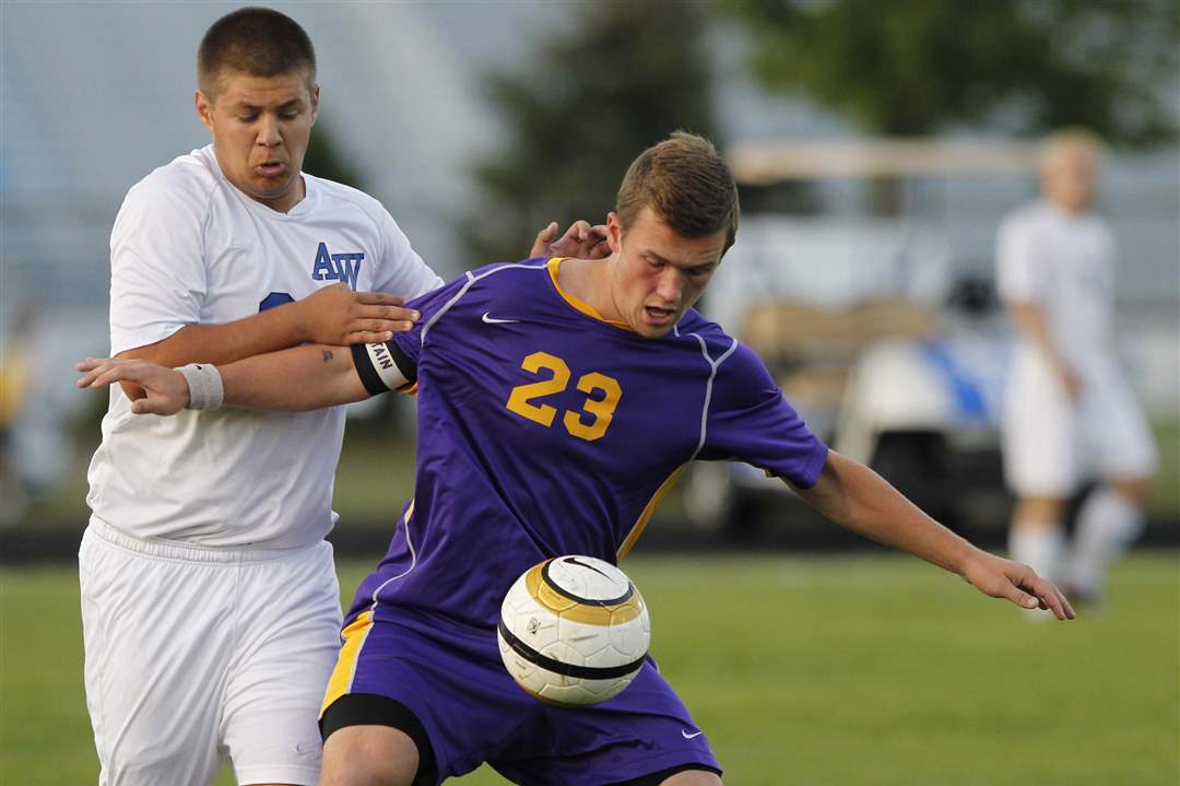 SPT-NLLboyssoccer17pdd