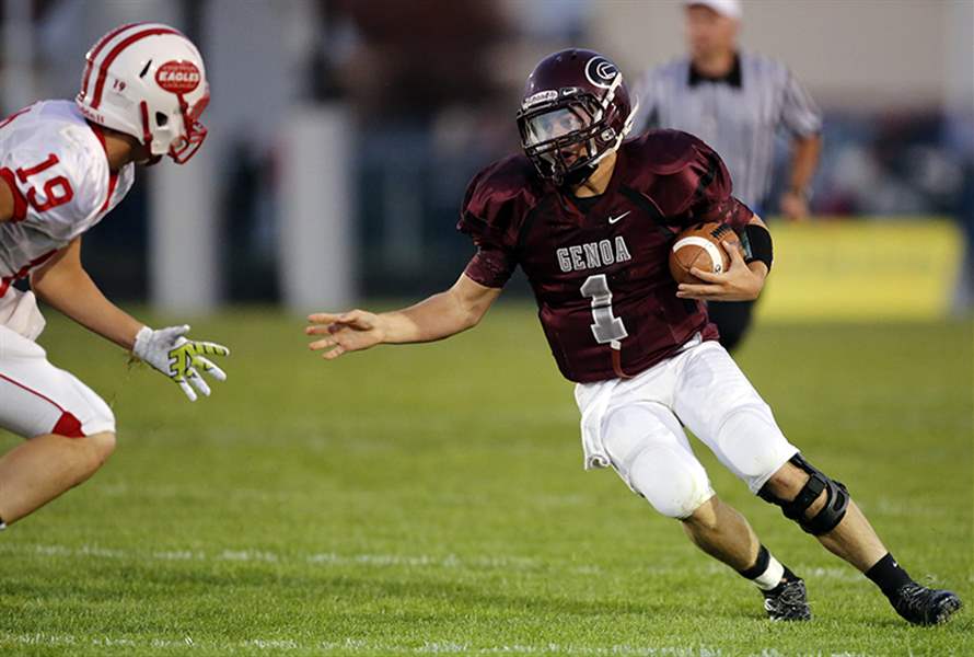 Undefeated Comets wing it The Blade