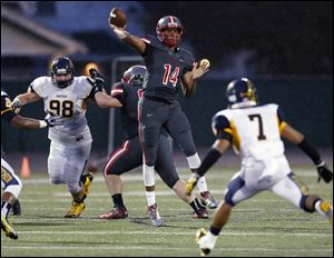 Central Catholic quarterback DeShone Kizer, who has committed to play at Notre Dame, has completed 85 of 143 passes for 1,494 yards and 15 touchdownds to lead an offense averaging 36.7 points per game.