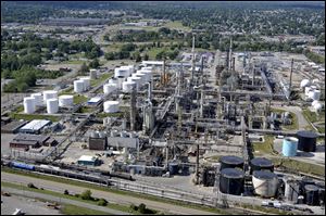Marathon Petroleum, which owns six refineries, including this one in Canton in northeast Ohio, sells its products through Speedway.