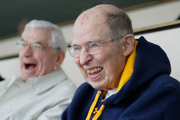 Lauterbur-laughs-during-a-ceremony-in-his-honor