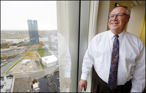 Are the budget  plans proposed for Toledo by Mayor-elect D. Michael Collins misleading?
