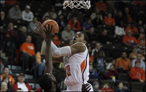 BGSU's Richaun Holmes had two points, two rebounds, and one block in the first half before exploding for 19 points, 12 rebounds, and six blocks in the second.