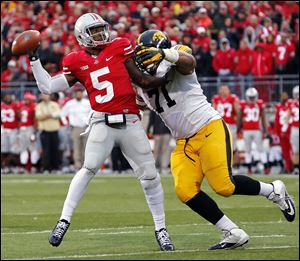 Ohio State’s Braxton Miller has passed for 1,860 yards and run for 1,033 this season despite missing three games with a knee injury.