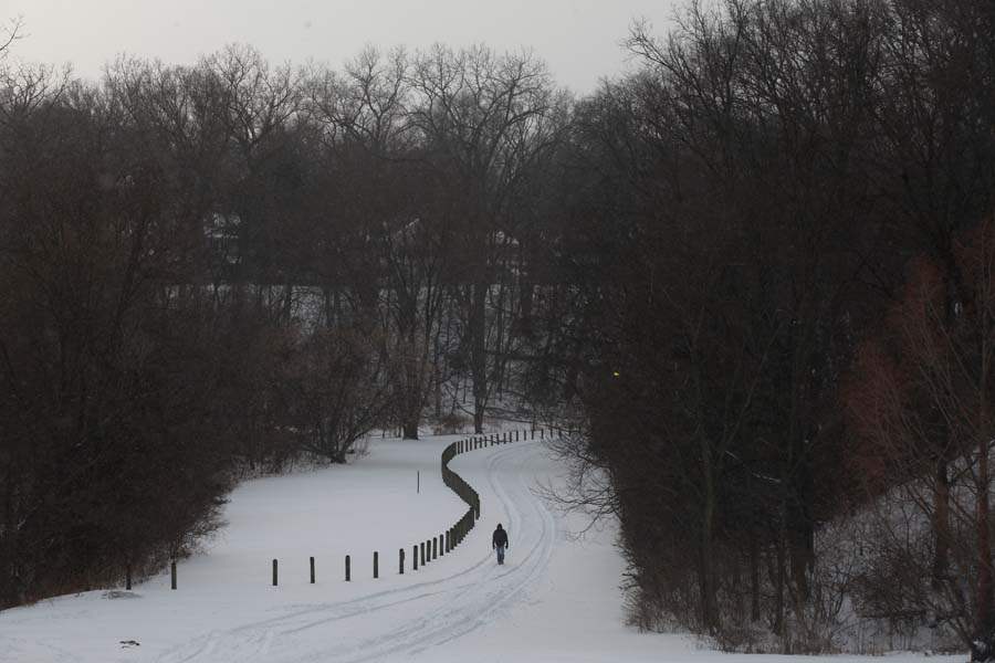 CTY-Snowstorm02p-man-on-path