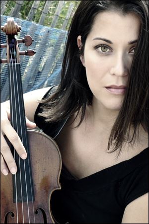 Violinist Jennifer Frautschi will perform with the Toledo Symphony Jan. 17-18.