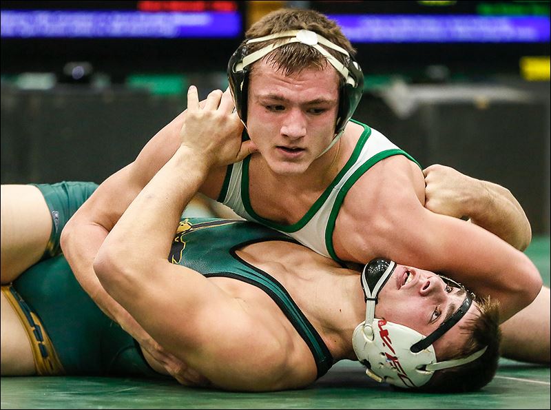 Delta grapples its way to crown Toledo Blade