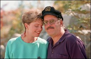 Toni Tennille, left, and Daryl Dragon, the singing duo The Captain and Tennille, have filed for a divorce.