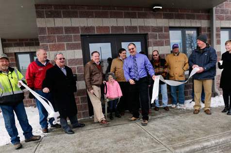 NBRS-maumee27p-ribbon-cutting-over