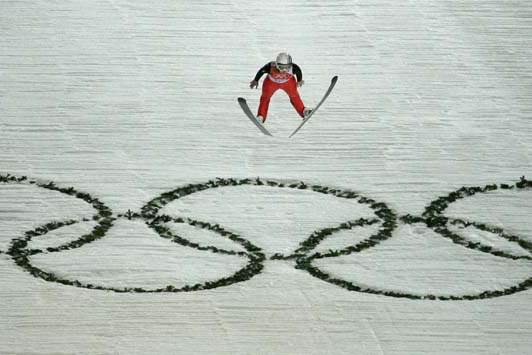 Sochi-Olympics-Ski-Jumping-Women-COLINE-MATTEL