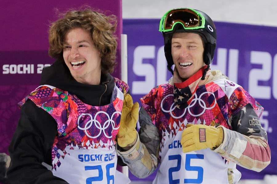 Sochi-Olympics-Snowboard-Men-IPOD-AND-SHAUN-WHITE