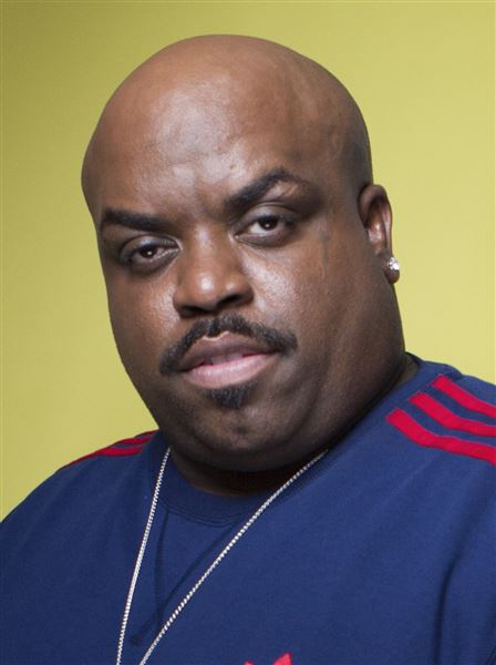 who is bailey dating