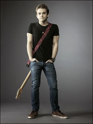 Hunter Hayes will be headlining a show at the Huntington Center on Friday.