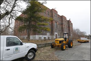 Metroparks of the Toledo Area owns the former Toledo House of Correction that from 1918 to 1991 housed inmates found guilty of misdemeanors. The building near Whitehouse is a well-known site.