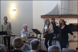 The New Love Express in performance at Unity Church.  Unity of Toledo, 