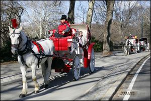 Mayor Bill de Blasio is pulling back the reins on his plans to quickly get rid of New York City’s horse-drawn carriage industry.  
