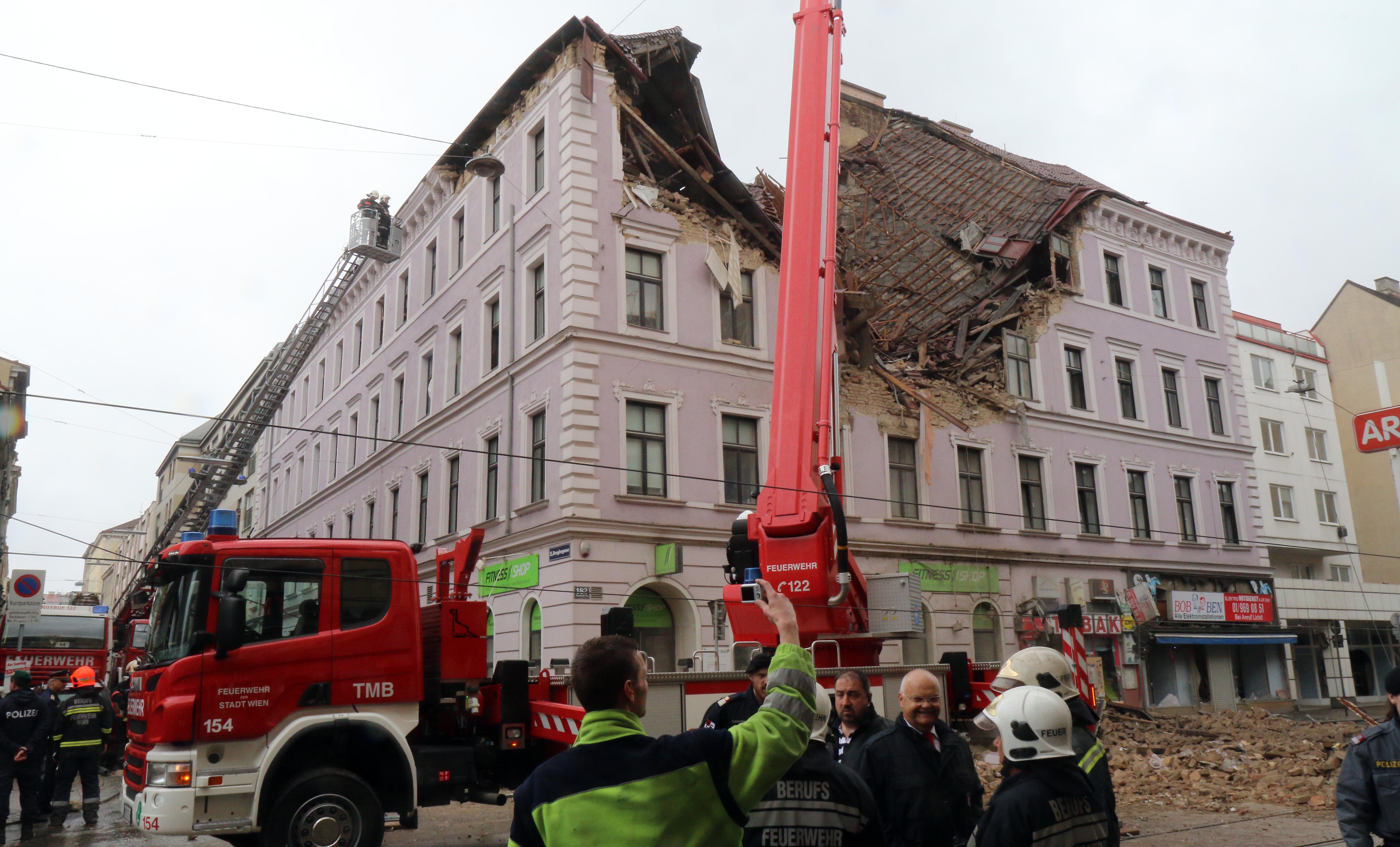 Austrian police say Vienna building has partially collapsed after