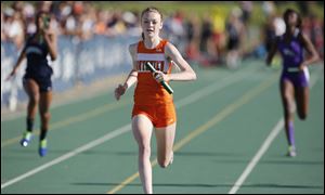 Chelsey Barwiler of Southview qualified to state in the 400 and in two relay events.