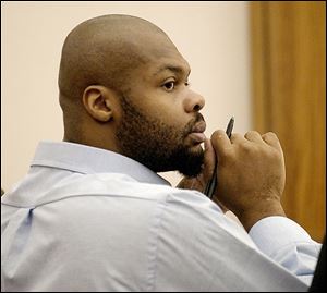 Jeronique Cunningham, who is on death row, has the chance to seek a new trial. The former Lima man was convicted of a 2002 double murder.