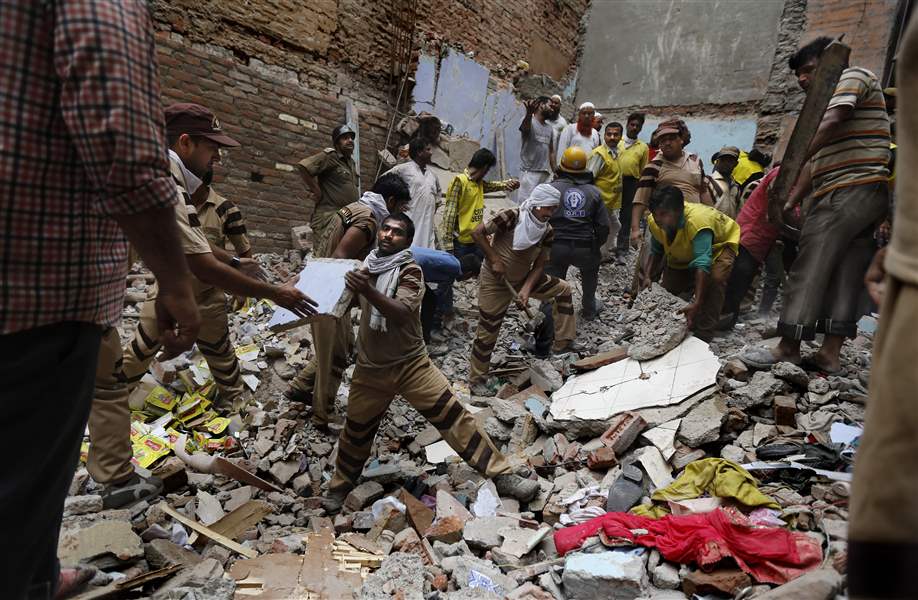 India-Building-Collapse-18