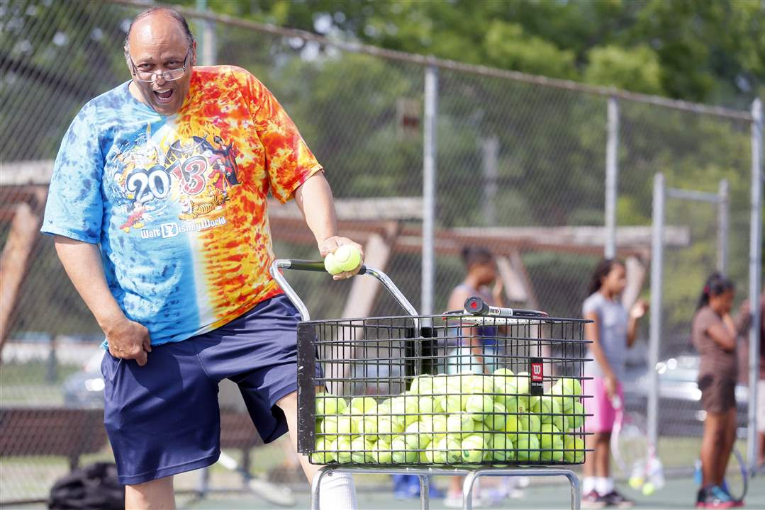 MAG-tenniscamp-Gary-Daugherty