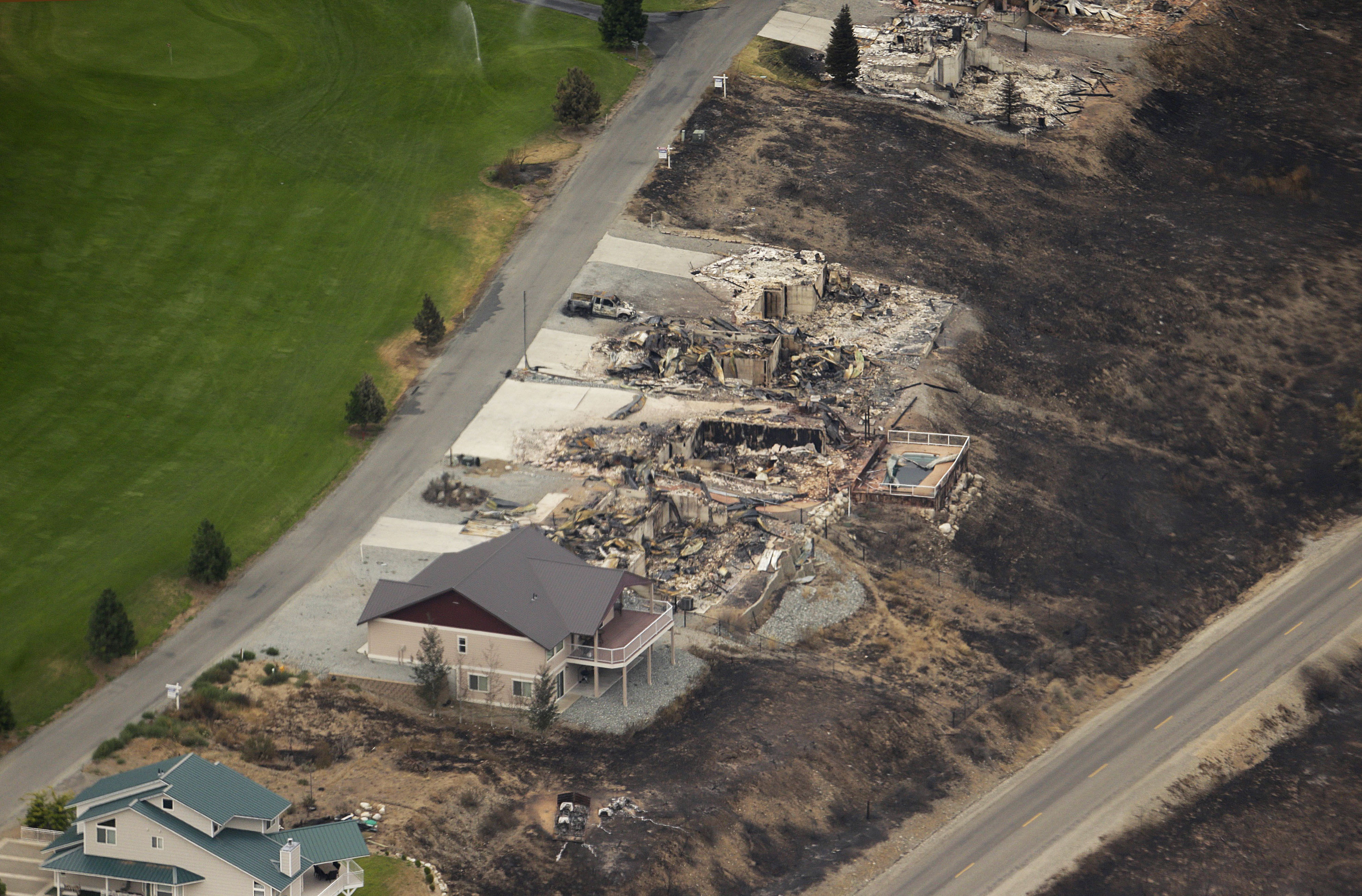 300 homes burned in massive Washington wildfire, twice as many as