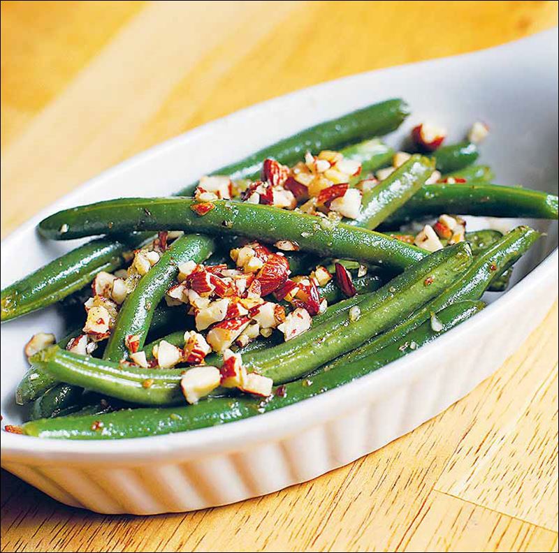 Green Beans with Crushed Almonds