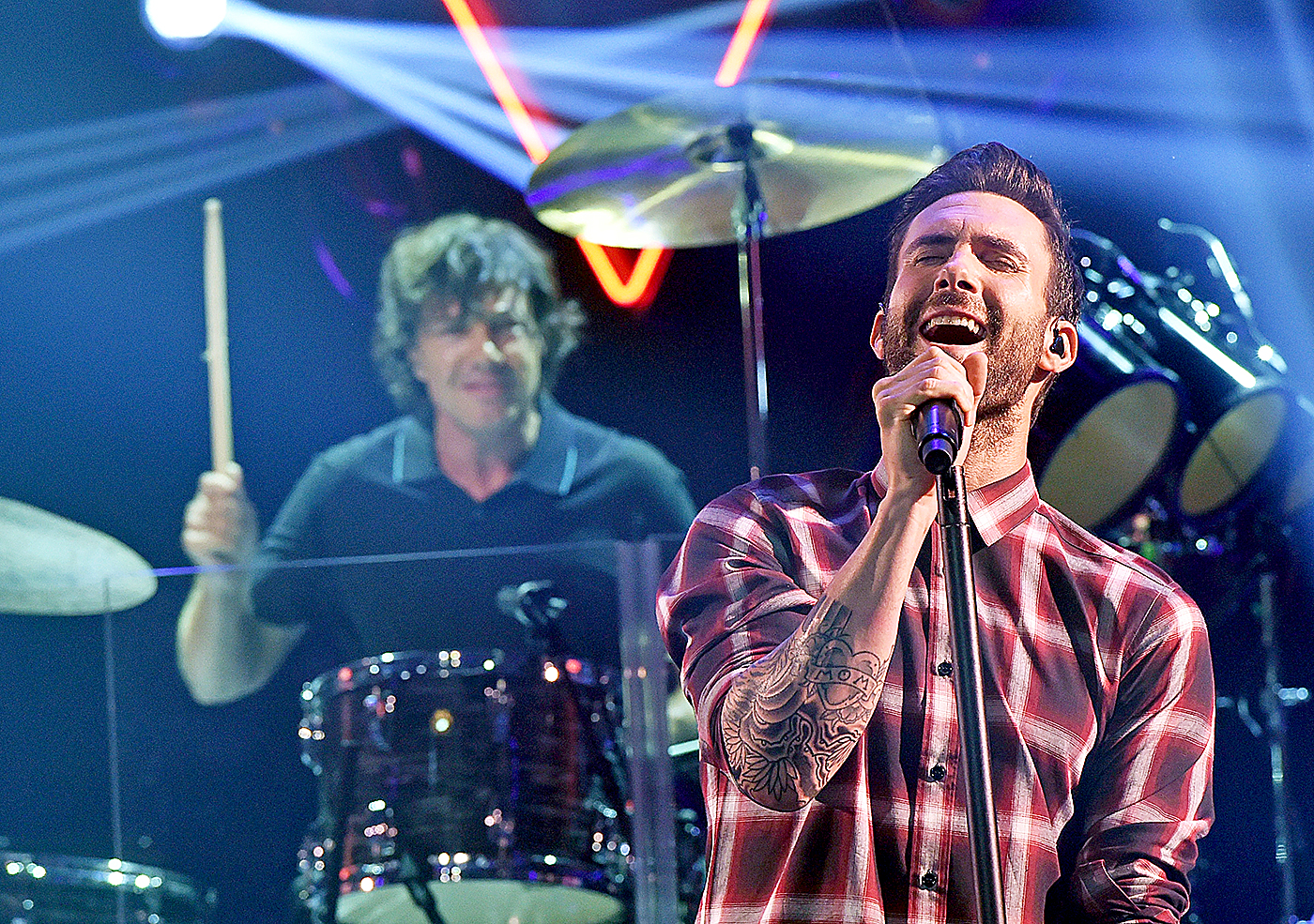 Most of Maroon 5’s album ‘V’ is formulaic - The Blade