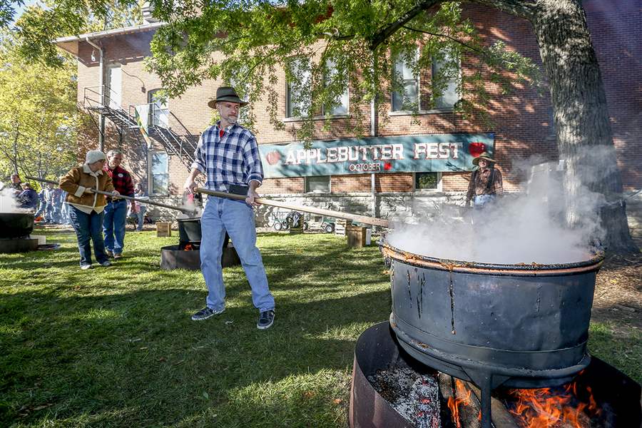 Oldfashioned crafts at Applebutter Fest The Blade