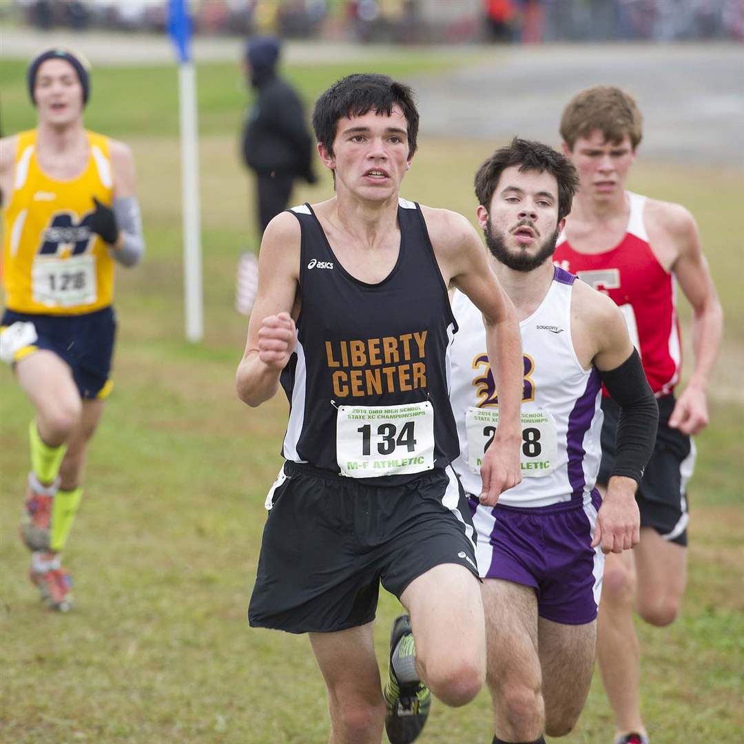 STATE-H-S-CROSS-COUNTRY-JOEL-STUDER