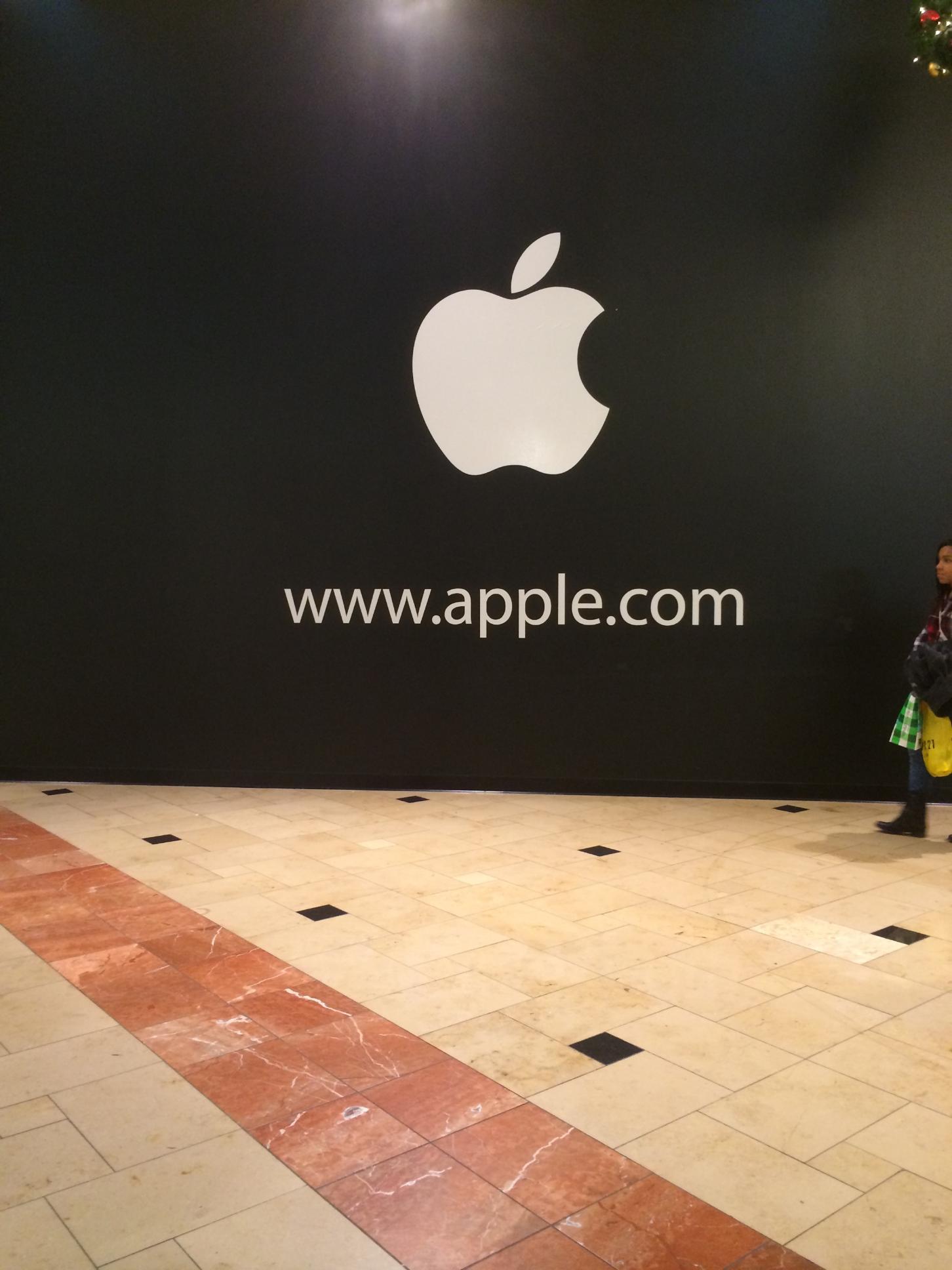 Apple finally launches Toledo store The Blade