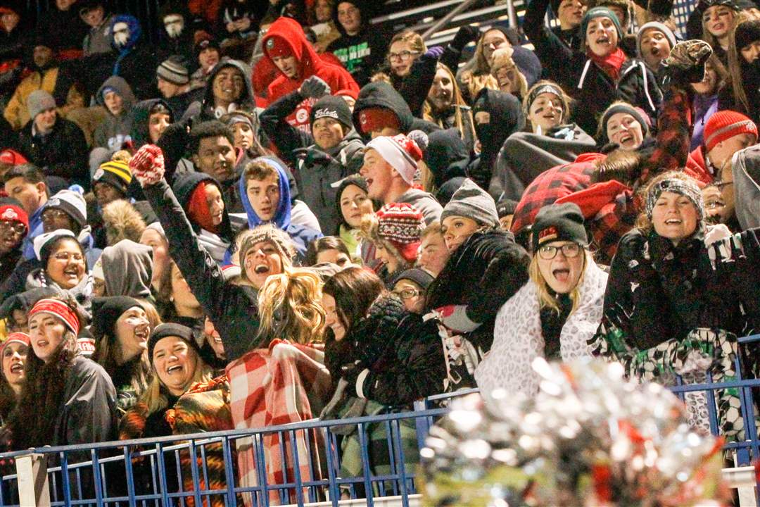 CentralBG15pCentral-Catholic-s-student-section-goe