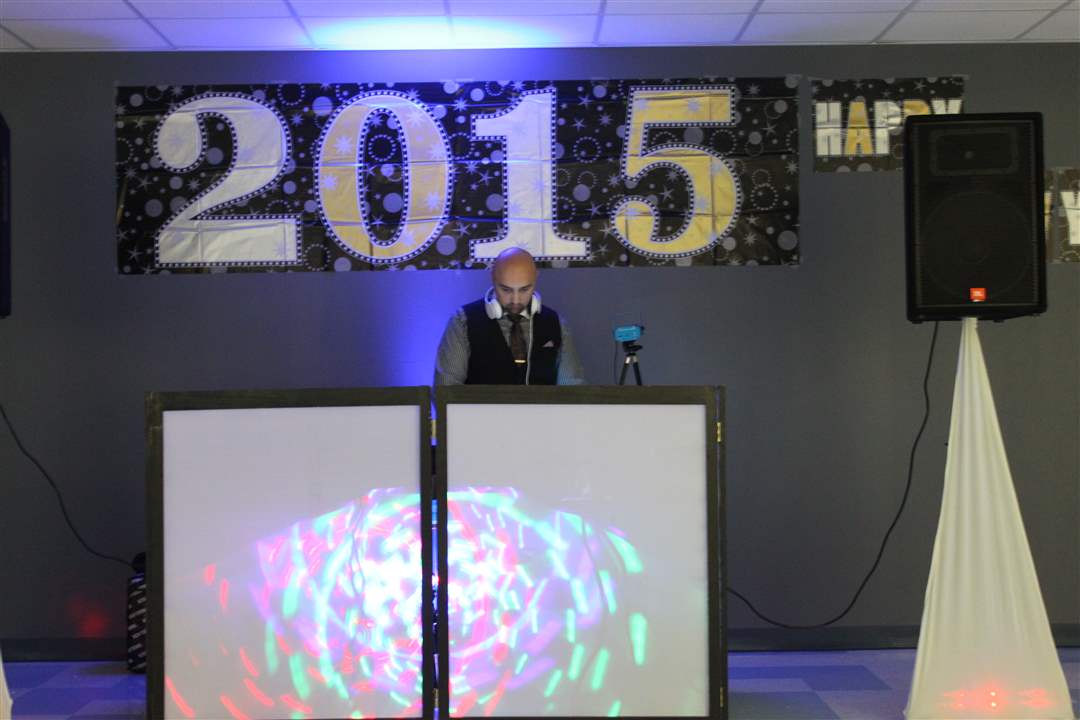 Happy-New-Year-Eve-Party-2015-DJ-Nick-Tiger