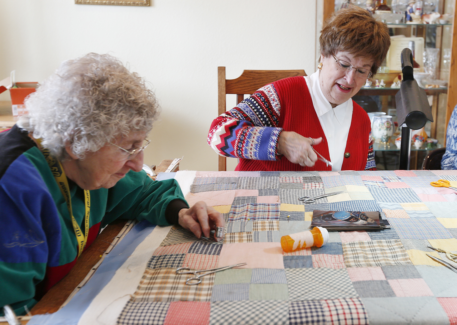 Quilting group stitches together tight bonds The Blade