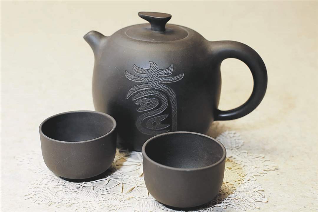 MAG-teapots15-Yixing-tea-pot