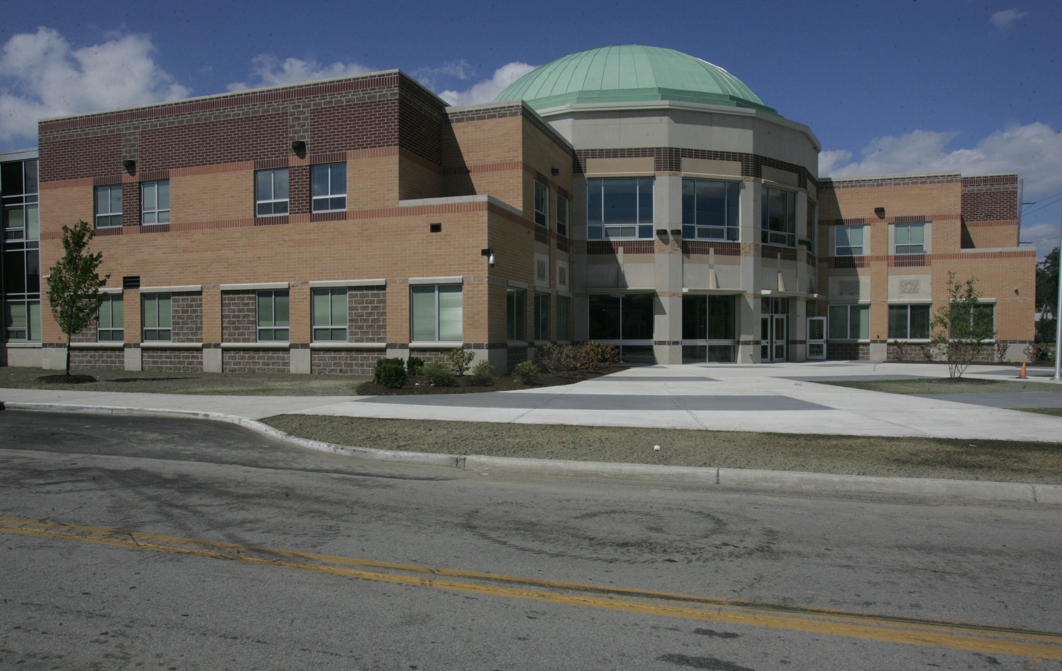 6 are inducted into Woodward High School alumni hall of fame The Blade