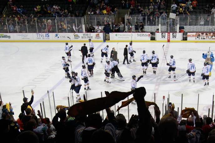 SPT-Walleye30p-celebrate-win