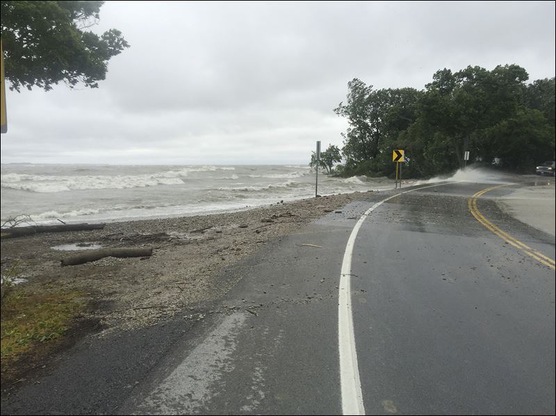 Heavy rains flood area roads, thousands lose power Toledo Blade