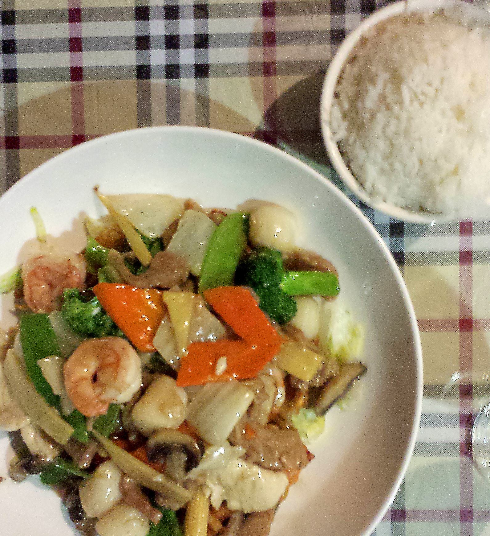 South Toledo’s Flower Drum has a decent beat The Blade