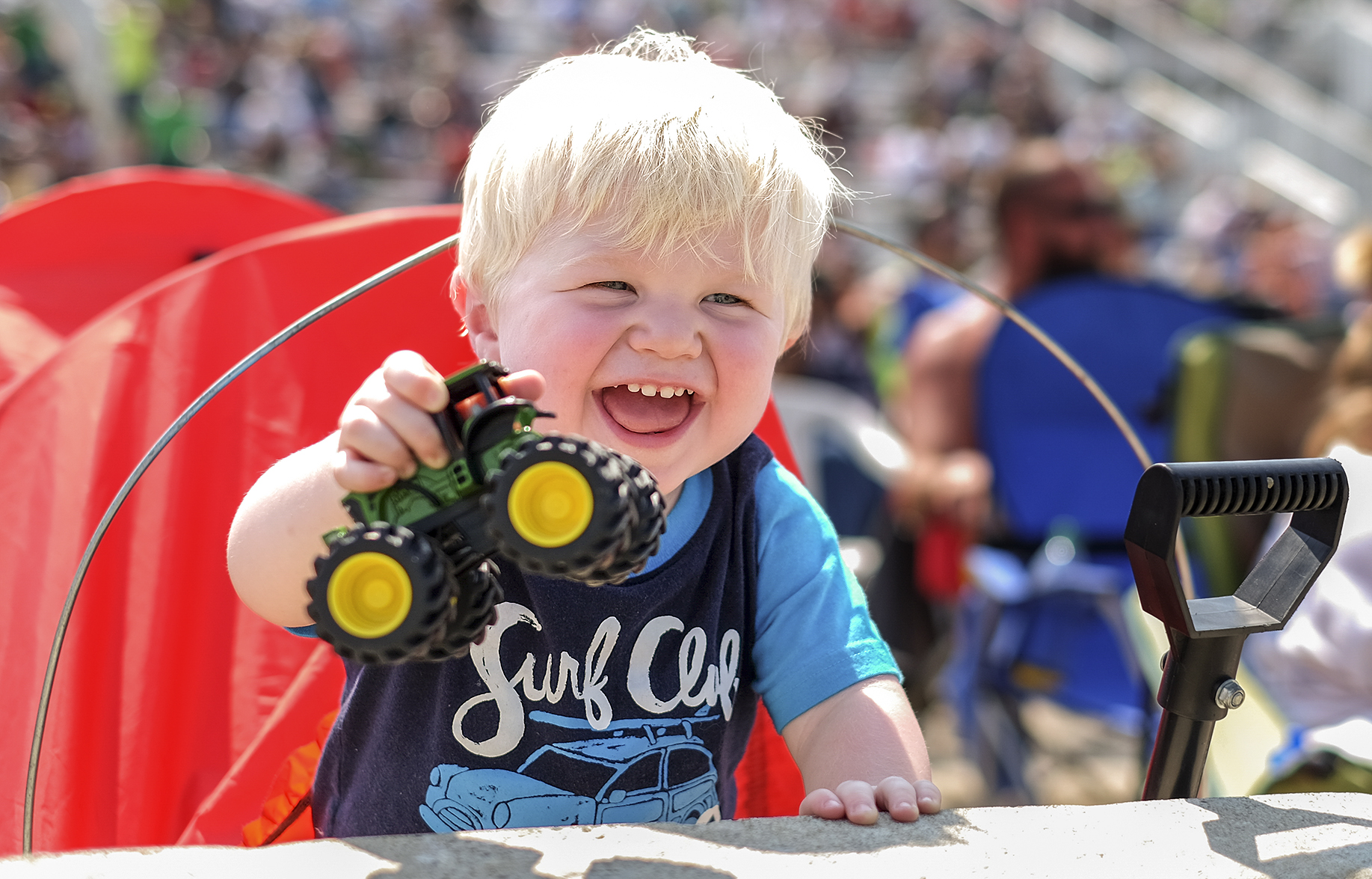 Tractor fans can't resist the pull The Blade