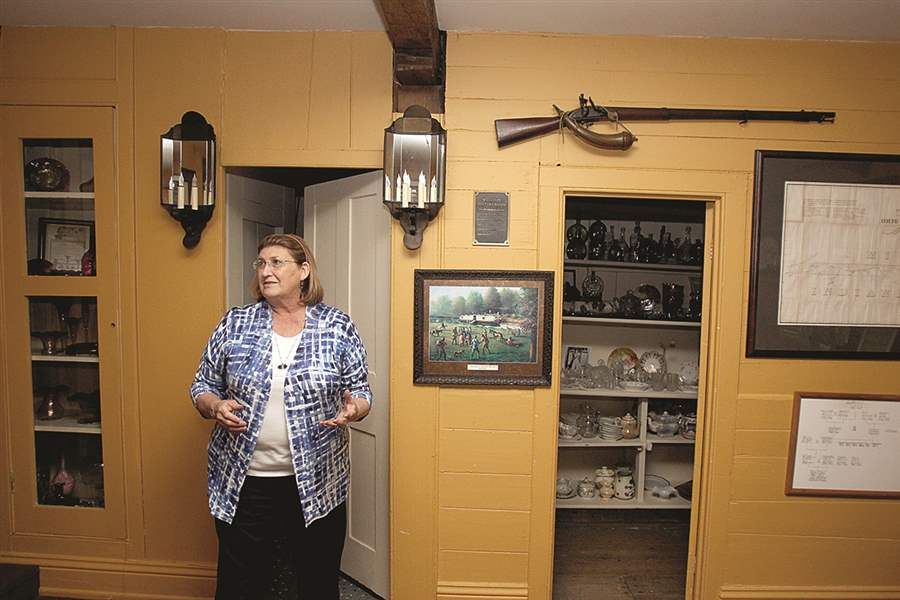 Haunted house guests Paranormal tours at Maumee’s Wolcott House a